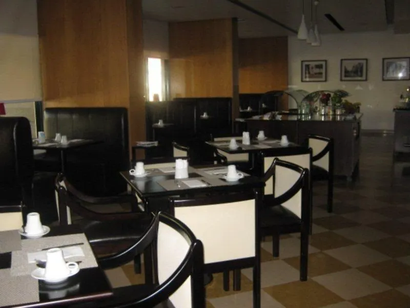 Nh Lisboa Campo Grande Hotel Portugália