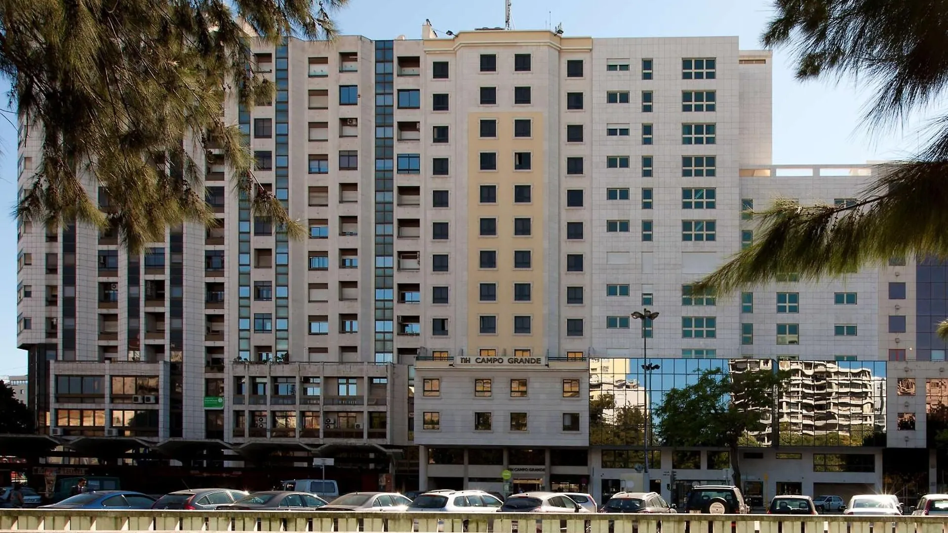 Nh Lisboa Campo Grande Hotel 4*,