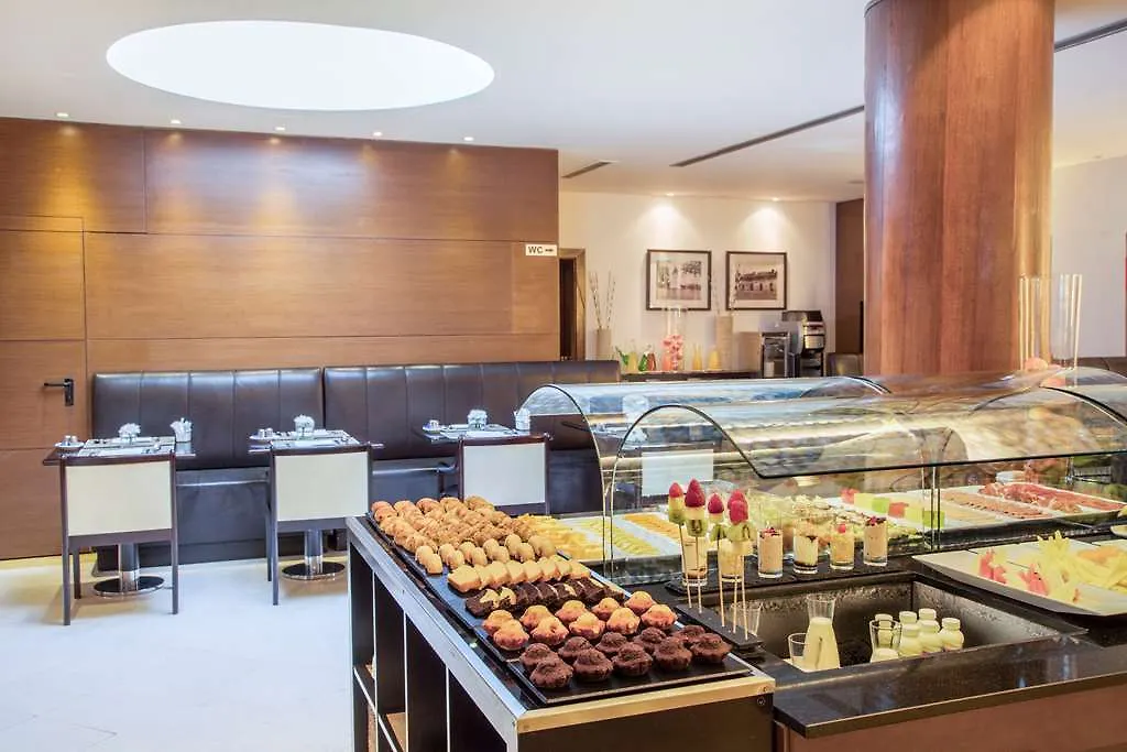 Nh Lisboa Campo Grande Hotel